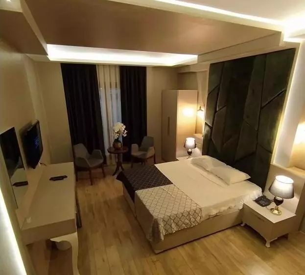 Hotelli Uğur Byc
