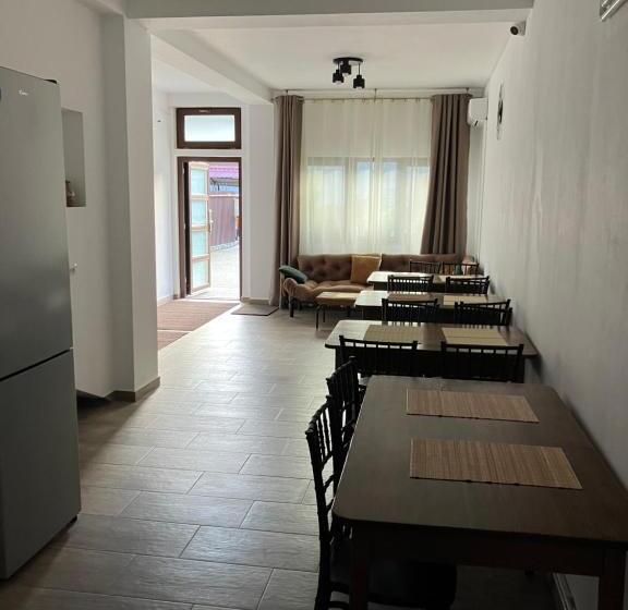 پانسیون Casa Babi