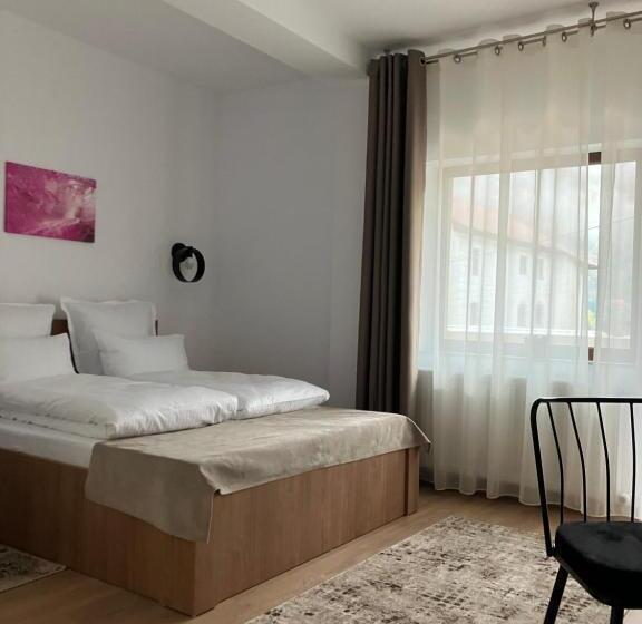 پانسیون Casa Babi