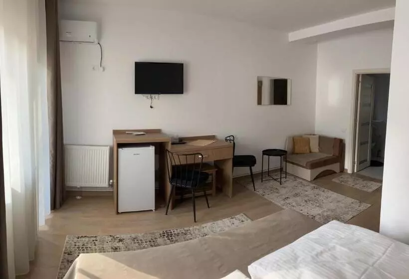 پانسیون Casa Babi