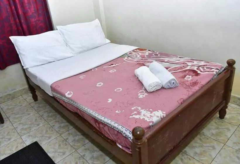 ペンション Eshwari Cottage