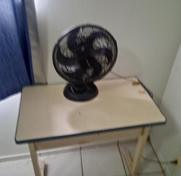 پانسیون Joinvillecenter Quarto Individual1