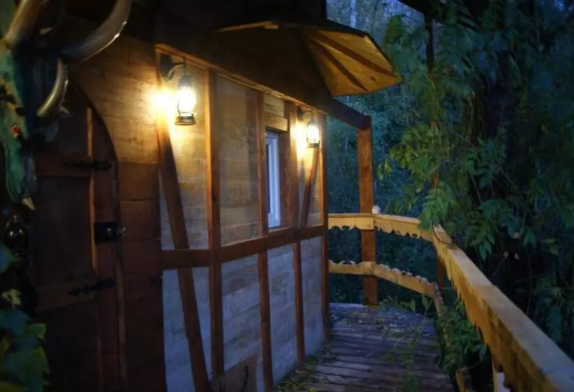 ペンション La Cabane Magique D Hedwige   Adults Only