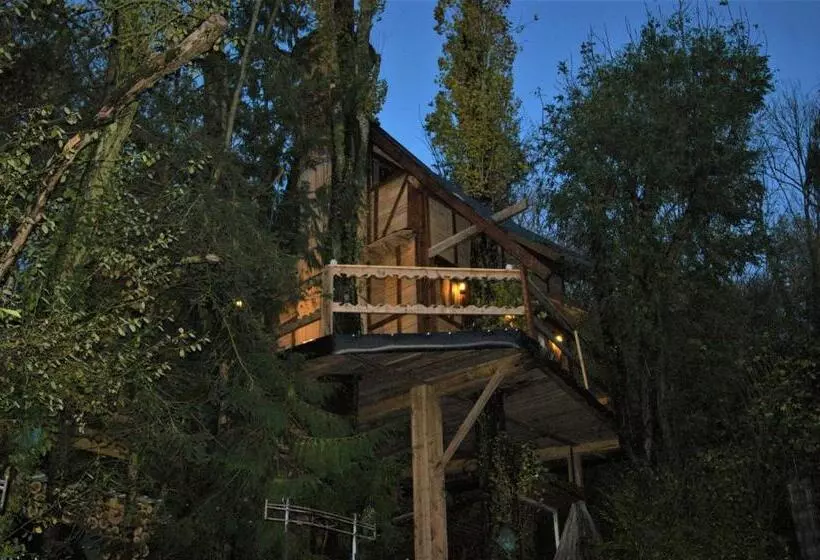 ペンション La Cabane Magique D Hedwige   Adults Only