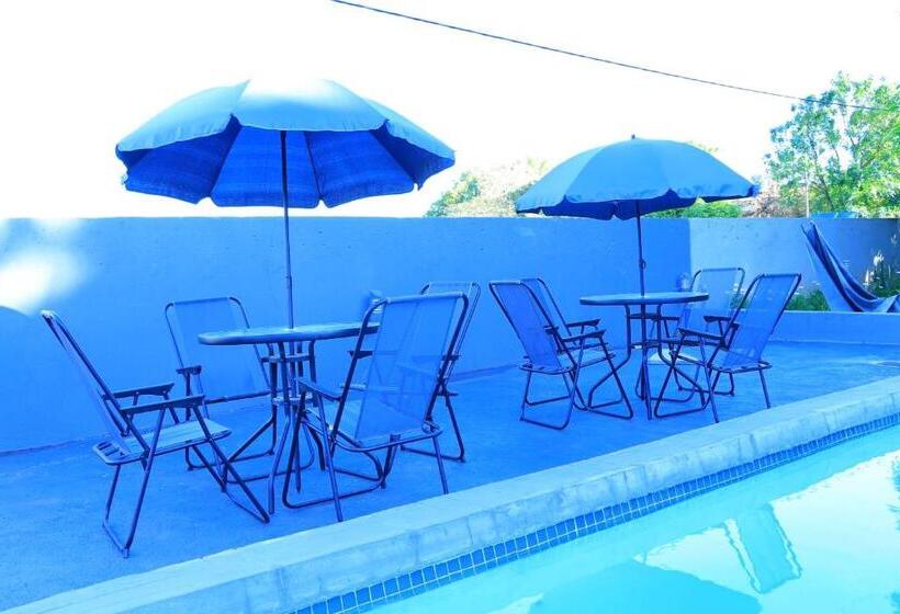 بنسيون La Maison Guesthouse