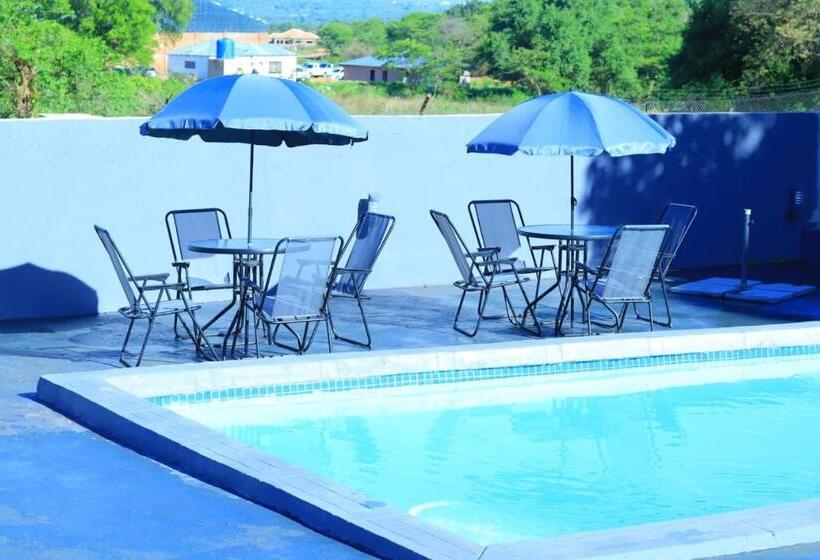 بنسيون La Maison Guesthouse