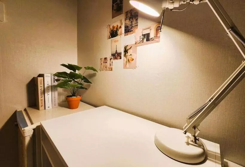 ペンション Oreum Stay Myeongdong   Female Only