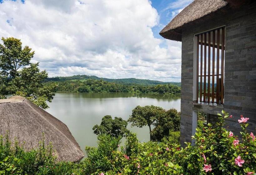 Tabebuia Spa And Safari Resort