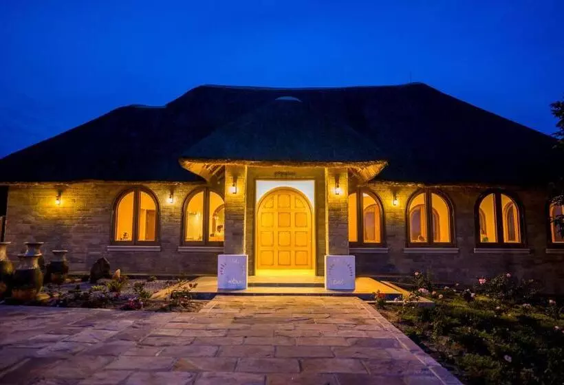 Tabebuia Spa And Safari Resort