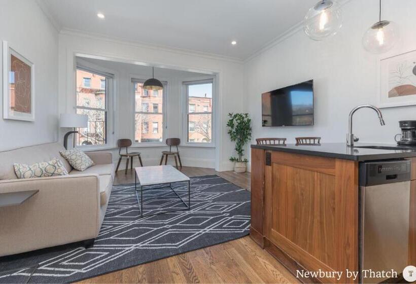 304 Newbury Street By Thatch