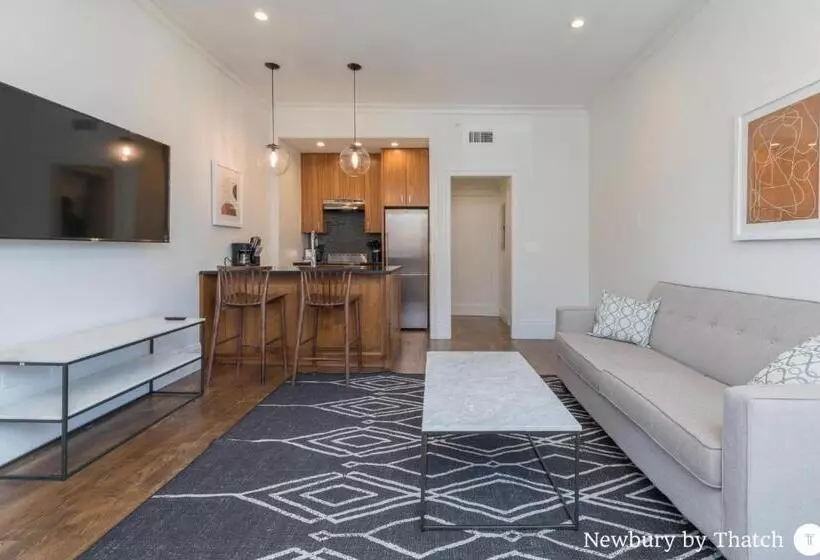 304 Newbury Street By Thatch