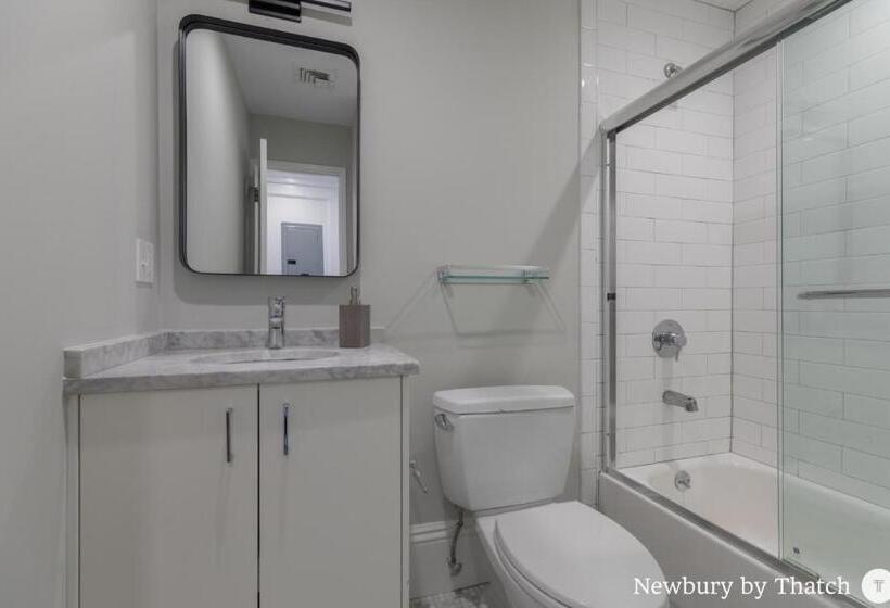 304 Newbury Street By Thatch