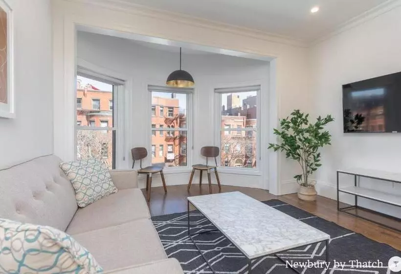 304 Newbury Street By Thatch