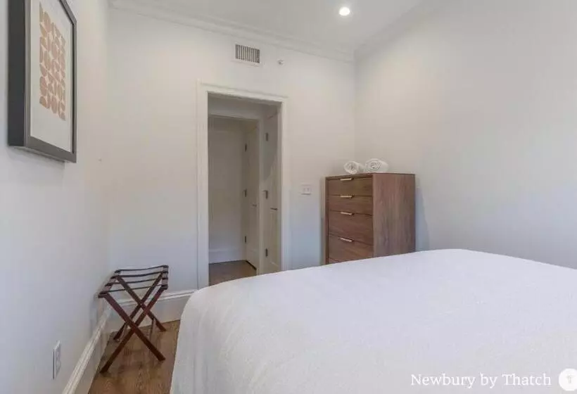 304 Newbury Street By Thatch