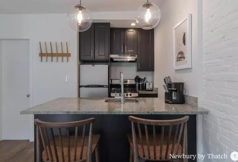 304 Newbury Street By Thatch