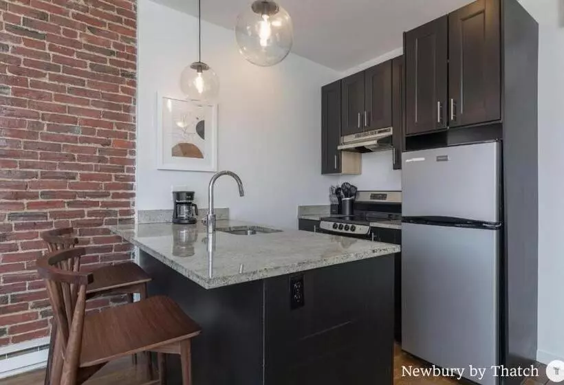 304 Newbury Street By Thatch