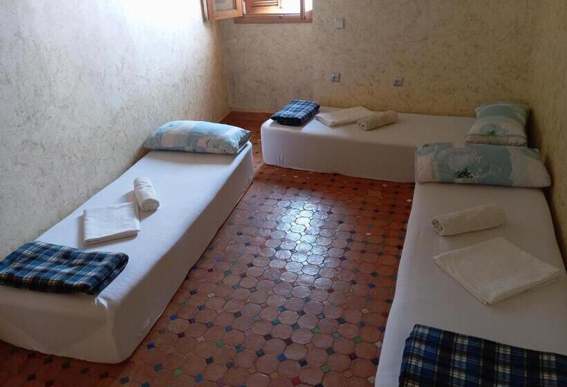 ユースホステル Kayezer