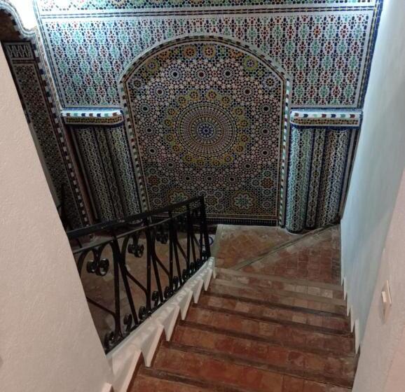 ユースホステル Kayezer