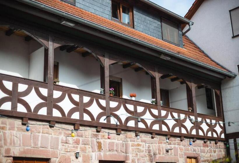 호스텔 Landgasthof Zum Hirsch