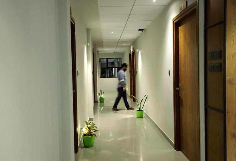 הוסטל Montigo Inn