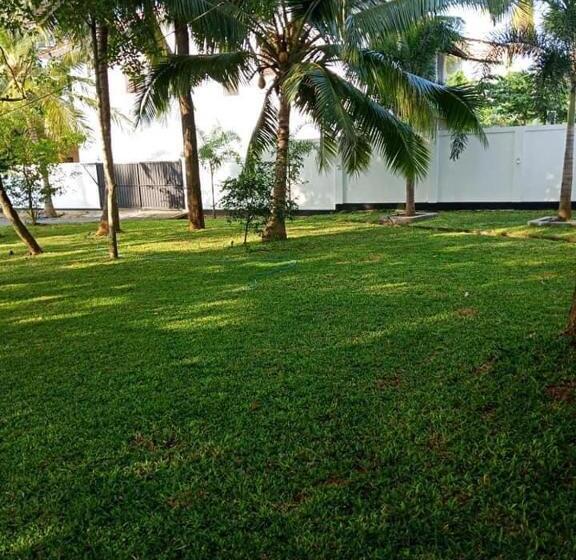 Bed and Breakfast Sunway Lagoon  Hungama