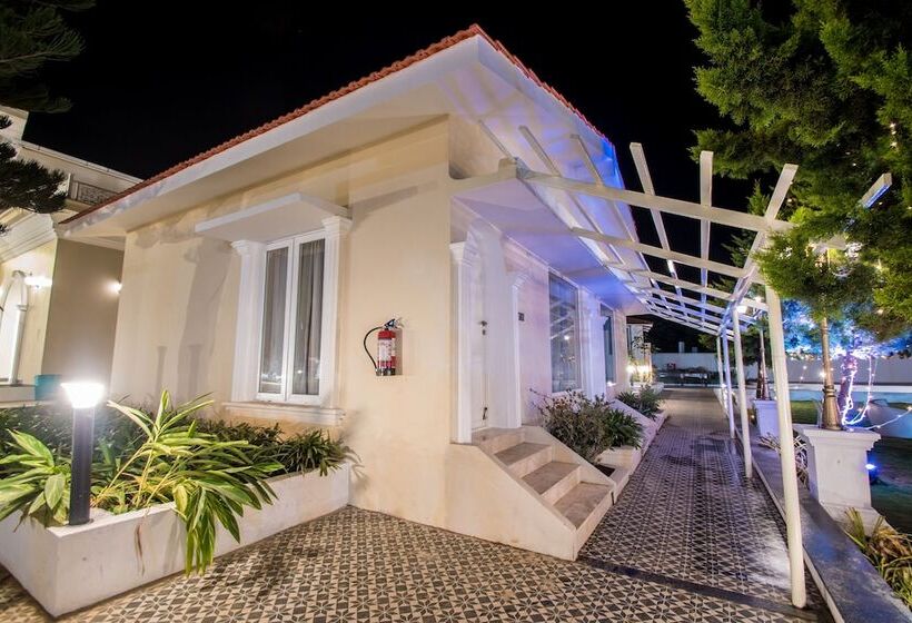 Csr Landmark Resorts