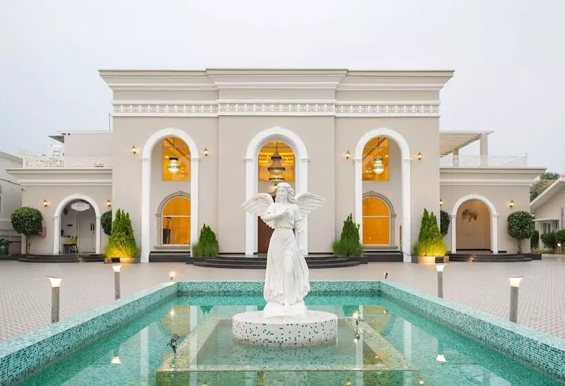 Csr Landmark Resorts