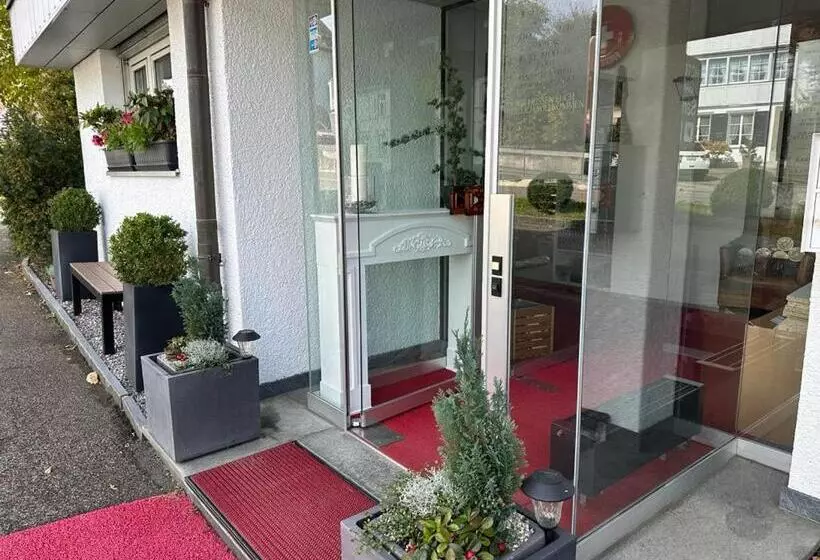 „gg“ Games Garni Hotel Säntis