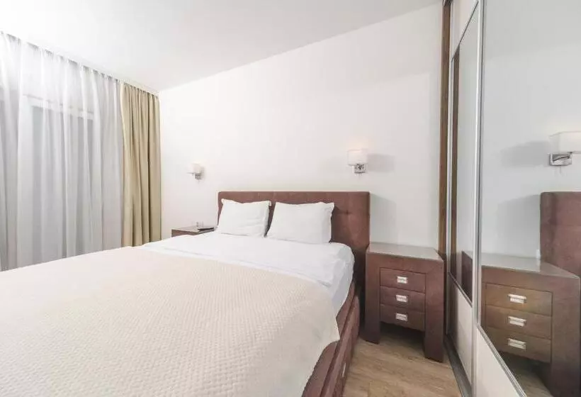 هتل 219 Budva
