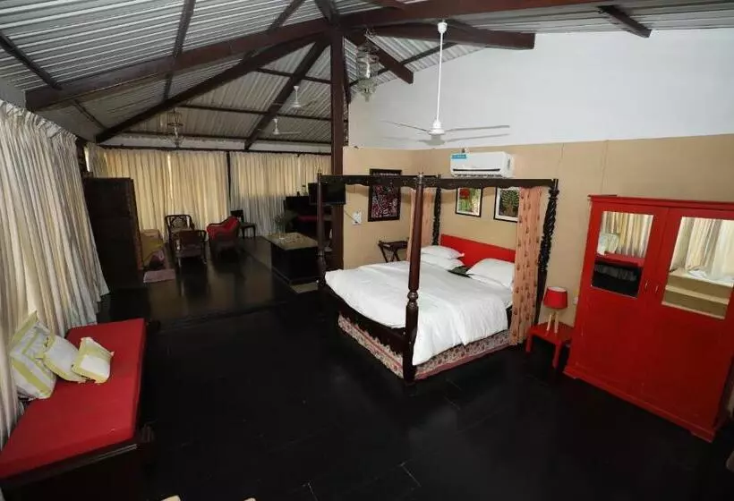 Hotelli Aranya Phansad Resort