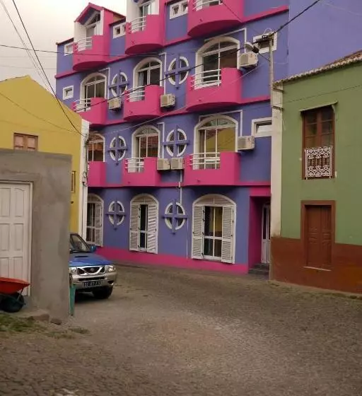 هتل Bela Sombra
