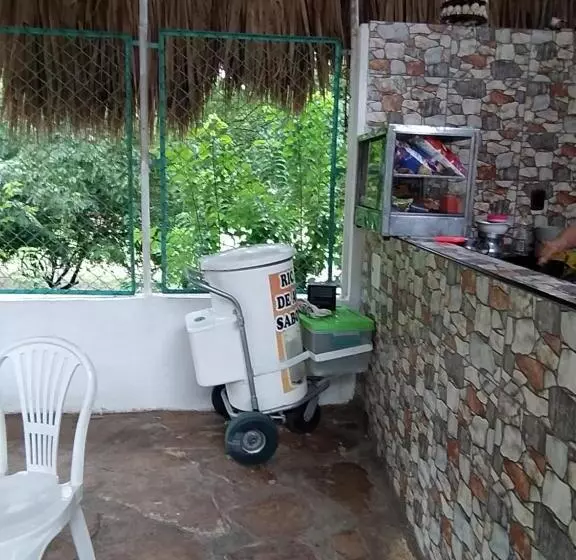 ホテル Guataqui Puerto Principal