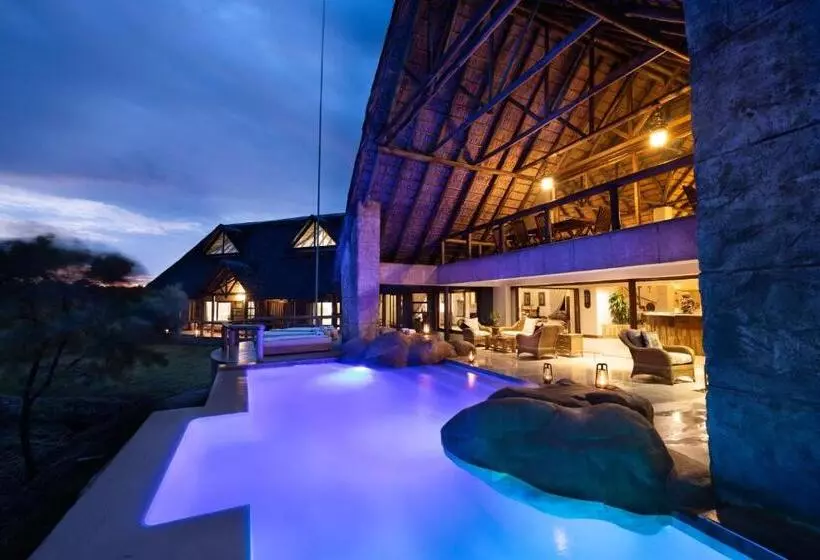 ホテル Kingfisher Villa In Mabula Game Reserve