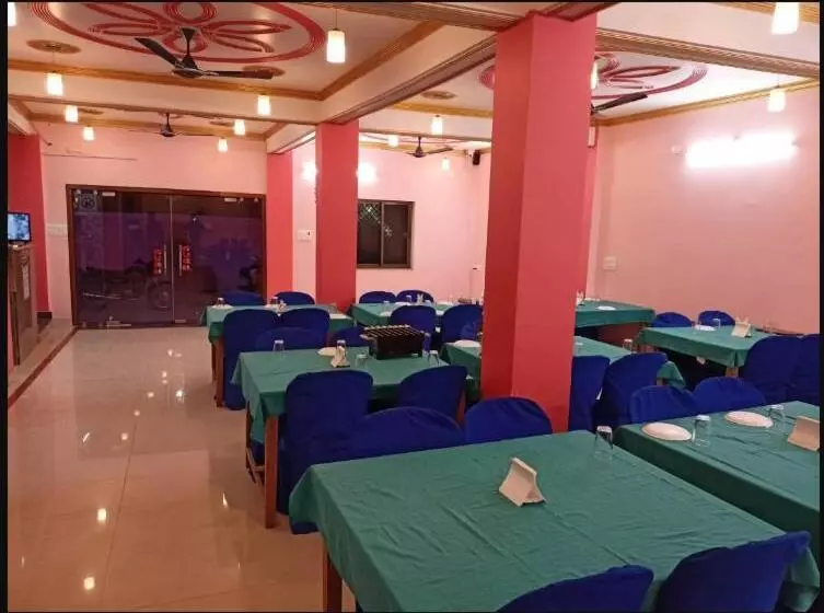 ホテル Neelam Palace