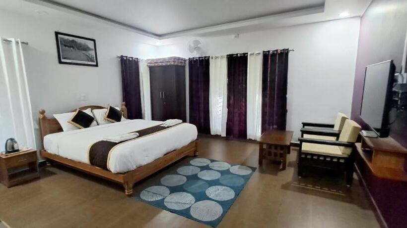 בית מלון כפרי Istays   Risi Villa, Yercaud