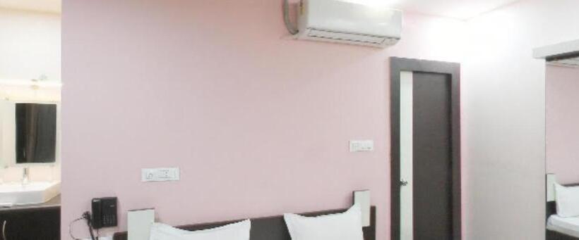 בית מלון כפרי S.s.palace Samastipur, Samastipur