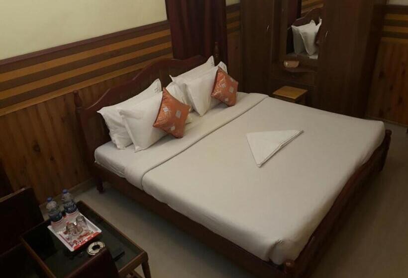 فندق Yogi Residency Kodai