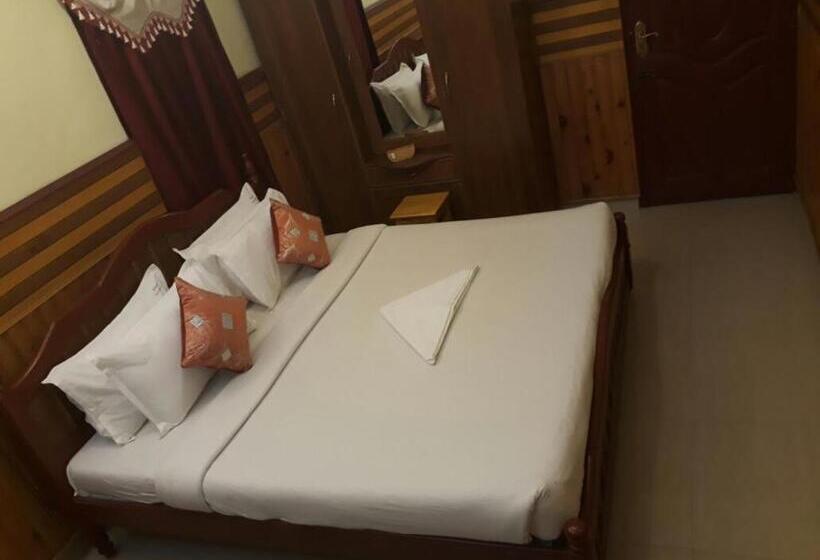 فندق Yogi Residency Kodai