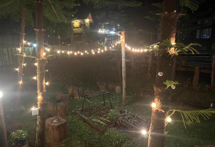 Pension (Hôtel basse catégorie) บ้านชนเผ่า แคมป์ปิ้ง แอ็น รีสอร์ต