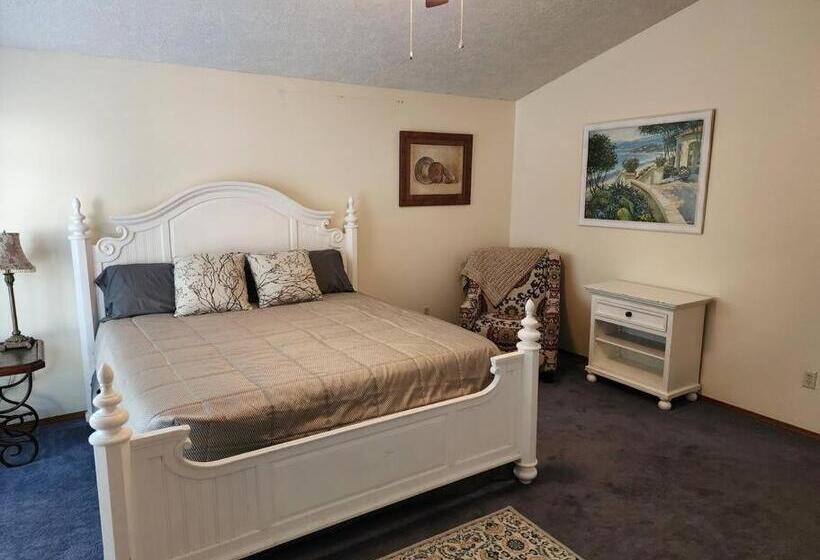 Пансион A Wine Country Home In Yamhill County