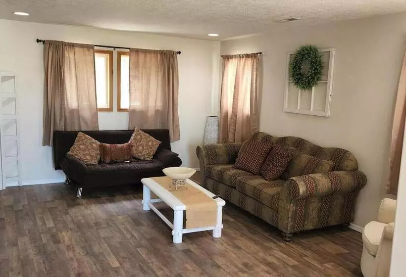 Majatalo A Wine Country Home In Yamhill County