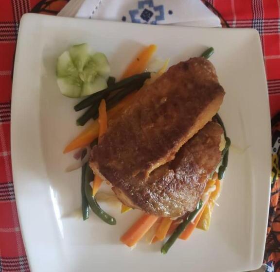 پانسیون Berengei Silverback Guesthouse And Homestay