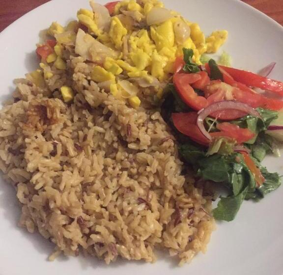 پانسیون Coastal Cay Villa