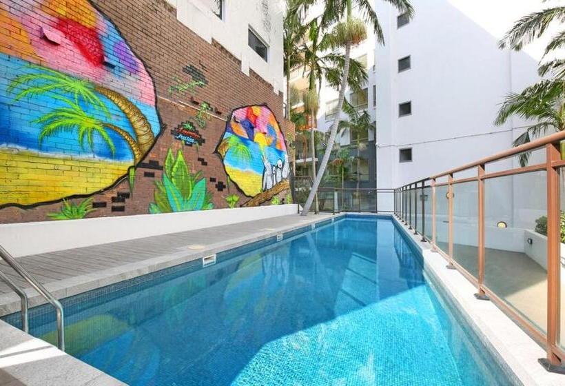 Pensão It S Paradise Here, Private Room With Breakfast And 2 Cats