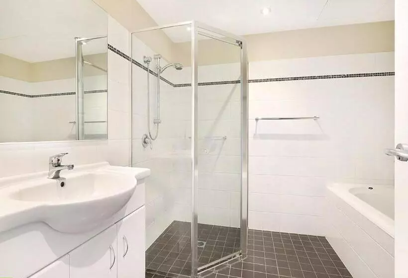 Majatalo It S Paradise Here, Private Room With Breakfast And 2 Cats