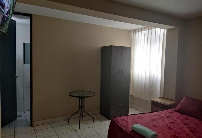 ペンション Hospedaje San Camilo Tacna