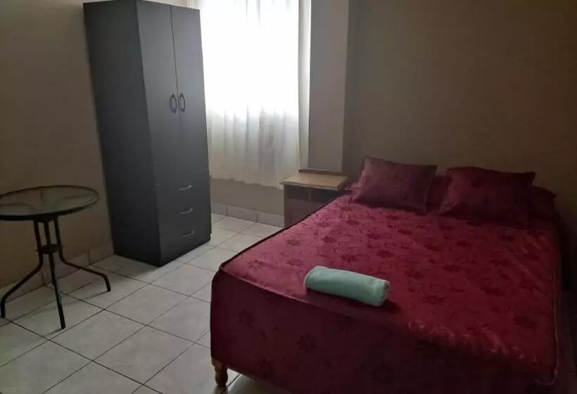 پانسیون Hospedaje San Camilo Tacna