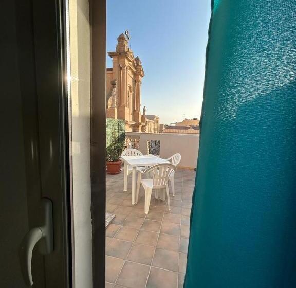 پانسیون La Casa In Piazza