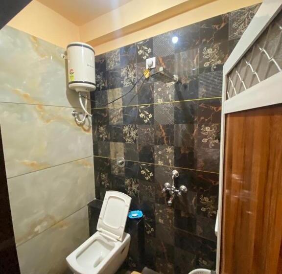 פנסיון Rajoriya Residence