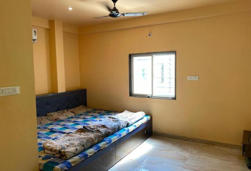 פנסיון Rajoriya Residence